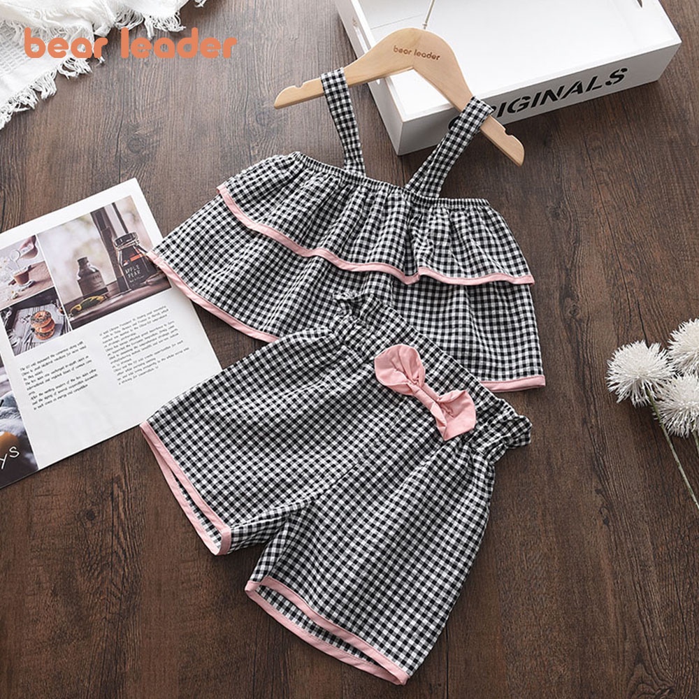 Set trang phục BEAR LEADER 2 món Áo sọc caro và Quần ngắn phối nơ thời trang hè 2022 cho bé gái
