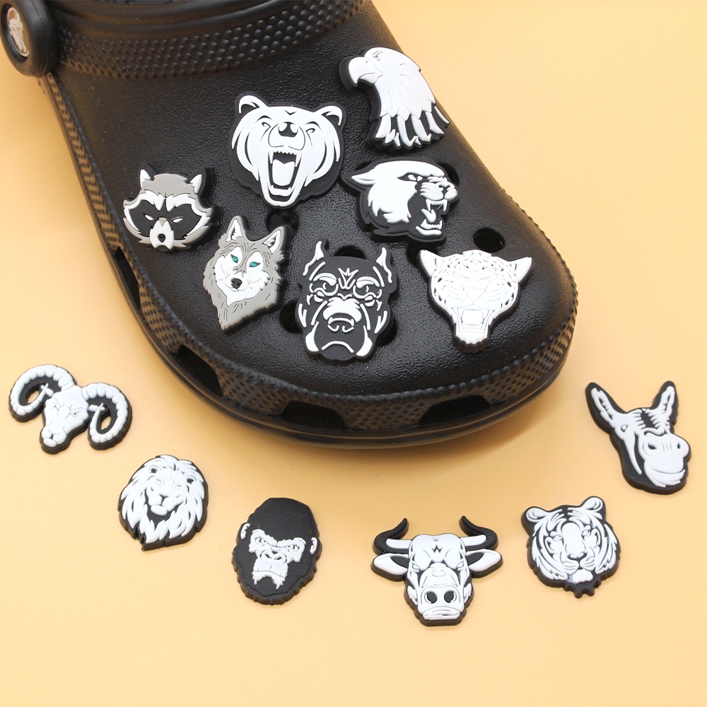 Jibbitz Chủ đề hoạt hình đầu động vật crocs DIY  Shoe Charms pvc accessories  Phụ kiện dép Với 1000 Mẫu Lựa Chọn Thích hợp làm quà tặng giày trẻ em