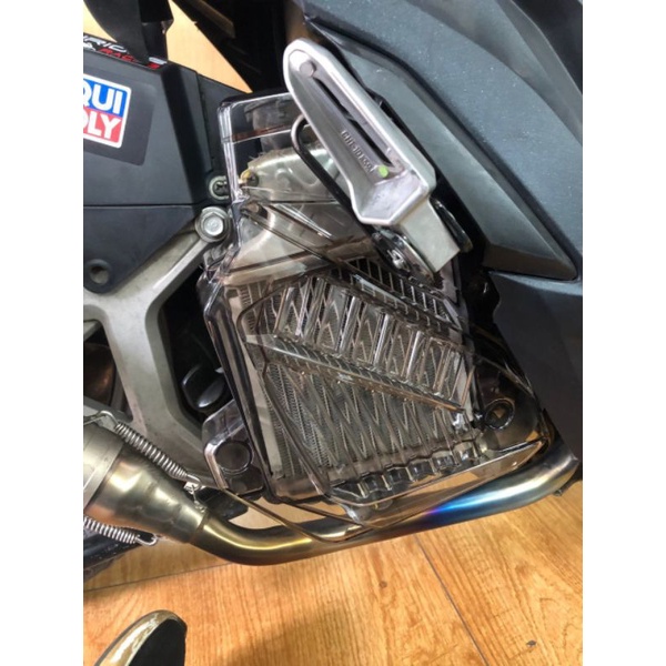 Che Két Nước Trong Suốt Xe VARIO AB 2016-2021