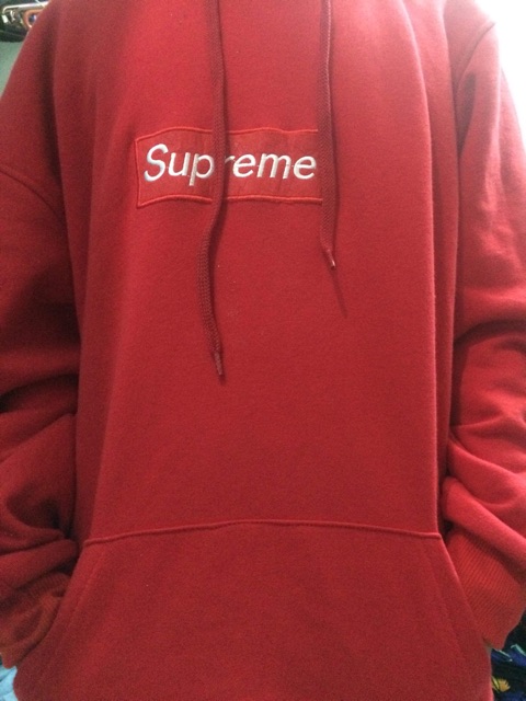 HOODIE TRƠN TAG SUPREME