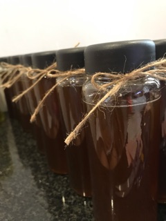 Mật ong nuôi nguyên chất - 1 lít