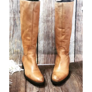 Boots hãng Ý da thật phong cách boho
