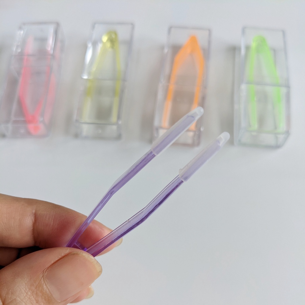 Dụng cụ gắn và tháo kính áp tròng (lens) dạng nhíp tiện dụng