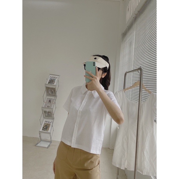 Sibling House Áo sơ mi croptop cổ bèo tay ngắn Camila