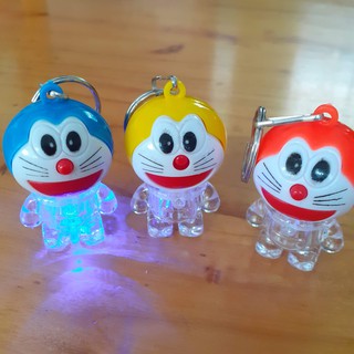 Móc khóa đèn led Doraemon đổi màu