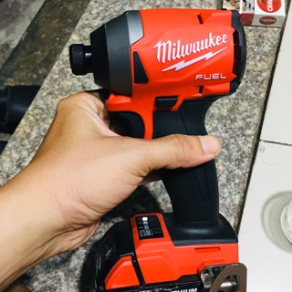 Nsv Máy bắn vít milwaukee m18 2853-20