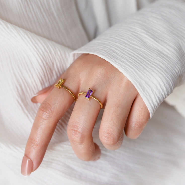 Nhẫn Xoắn Mặt Đá Nhân Tạo Nhiều Màu Titan Ko Đen TT 4407