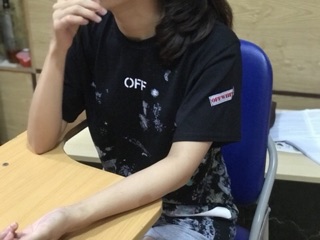 Áo offwhite galaxy (hàng cao cấp)