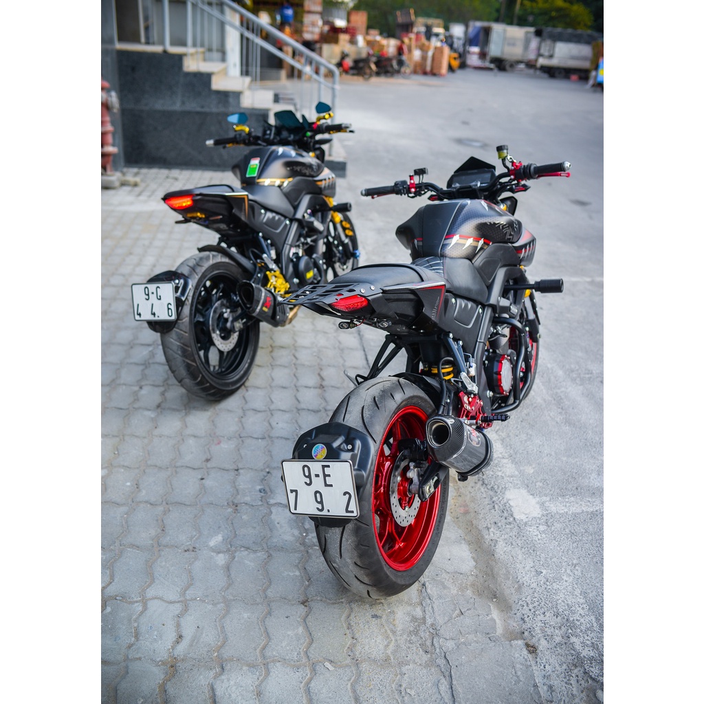 YAMAHA MT15 / XSR155 - Dè chắn bùn kiểu MT09 lắp được biển số.