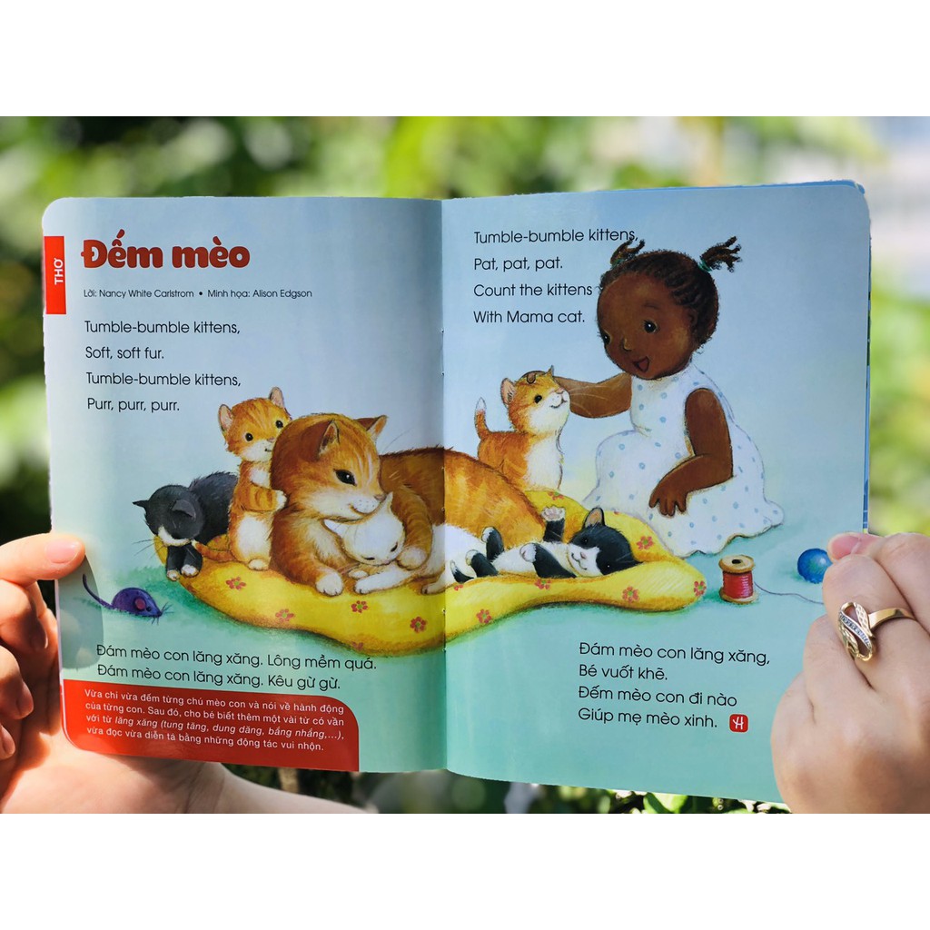 Sách - Hello chào bé yêu ( 0 - 2 tuổi )