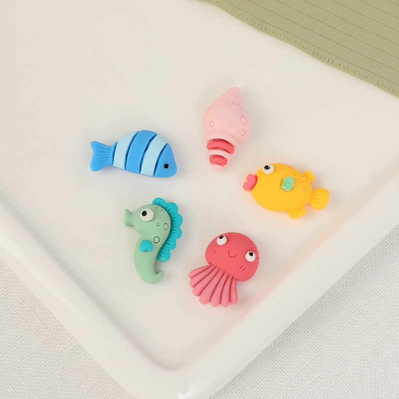 Sticker Dán Trang Trí Giày Dép Hình Cá Sấu Dễ Thương DIY