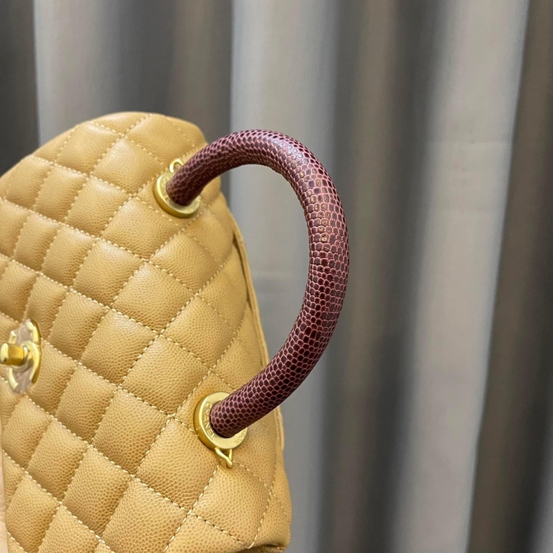 Tuid quai xách màu nude