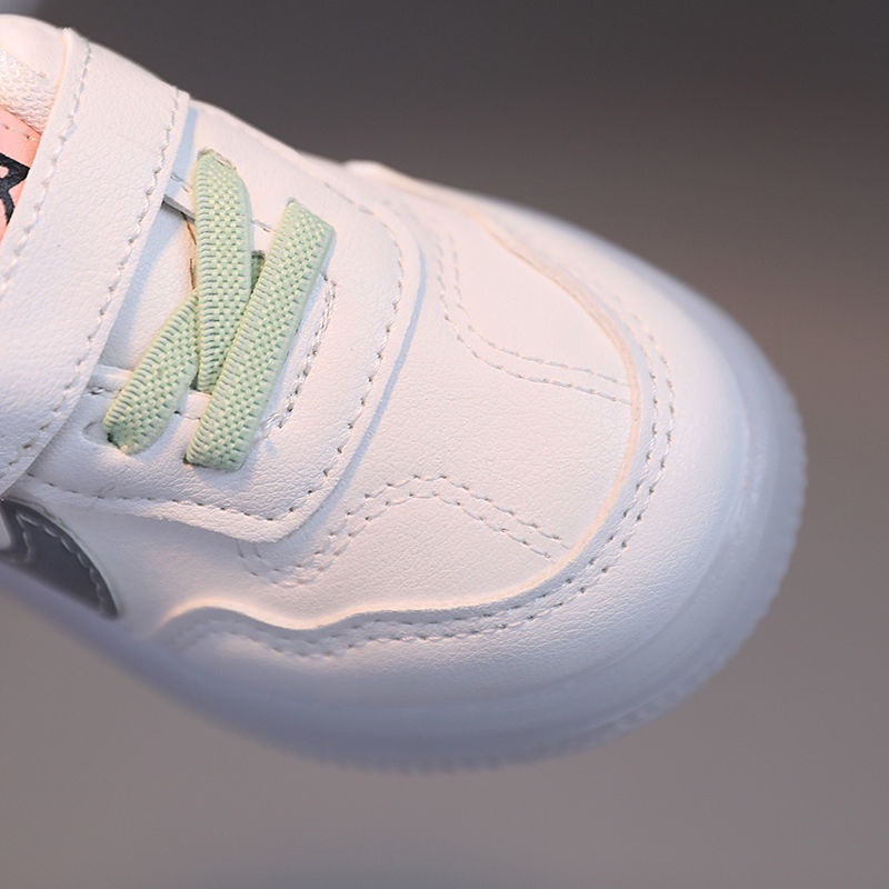 Giày Thể Thao Gắn Đèn Led Thời Trang Mùa Thu Dành Cho Trẻ Em 2022