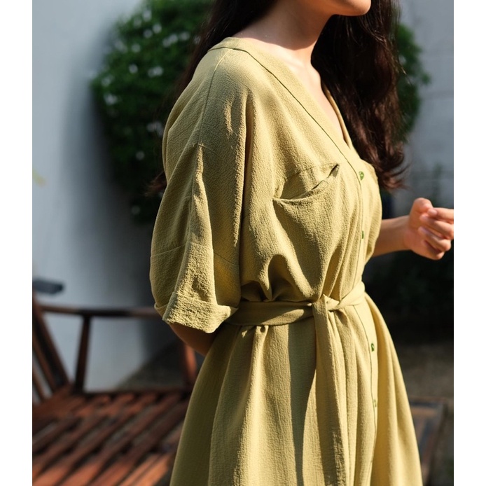 Đầm cổ V form suông rộng - Vivi Dress