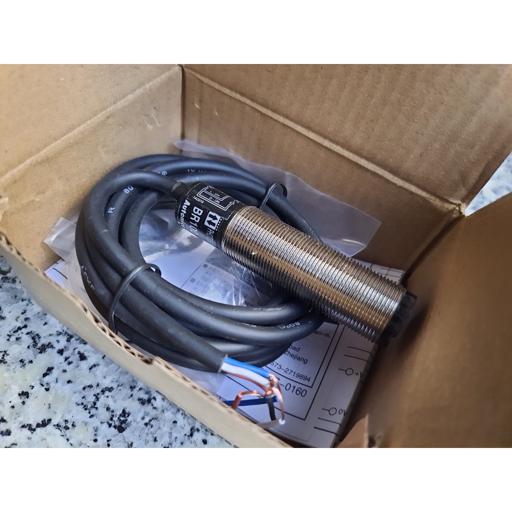 cảm biến Autonics BR100-DDT