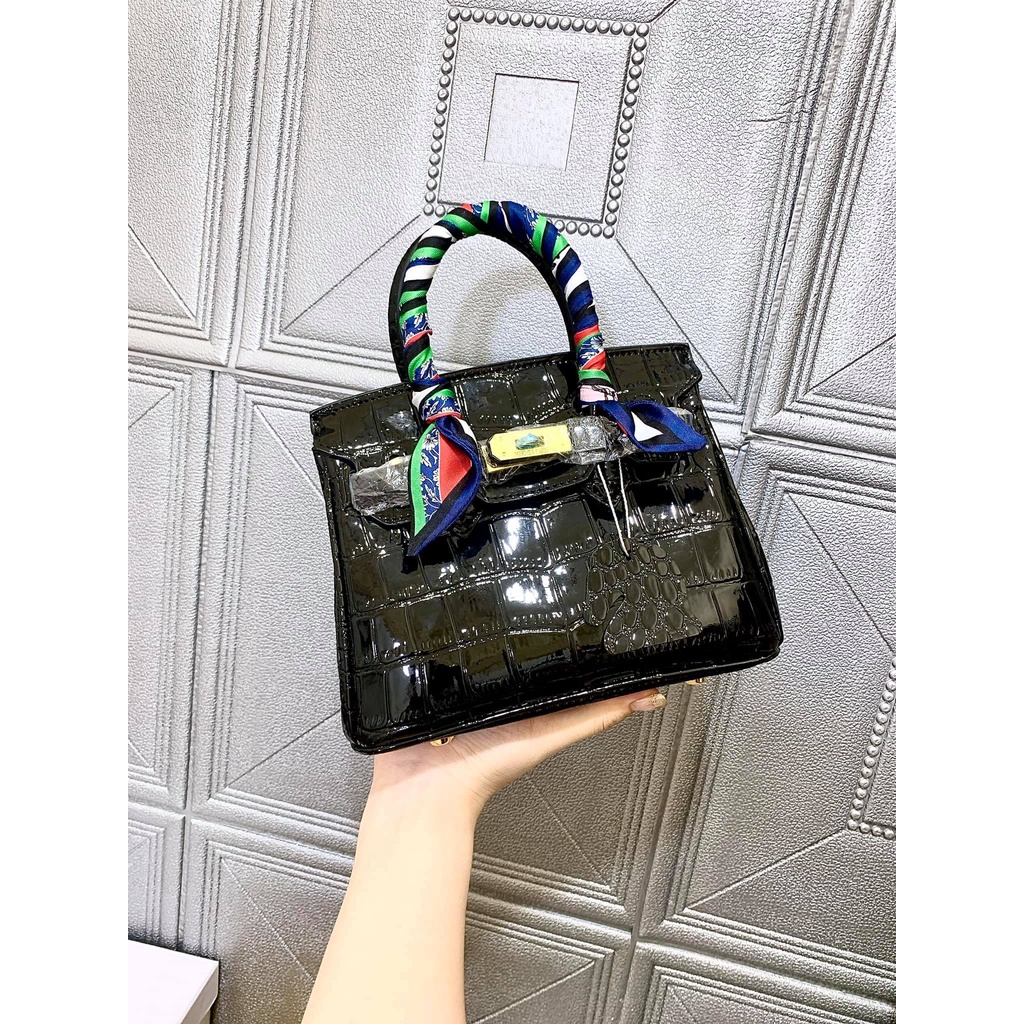 Túi Đeo Chéo Chư H Size 20cm Kèm Khăn Cao Cấp Fullbox