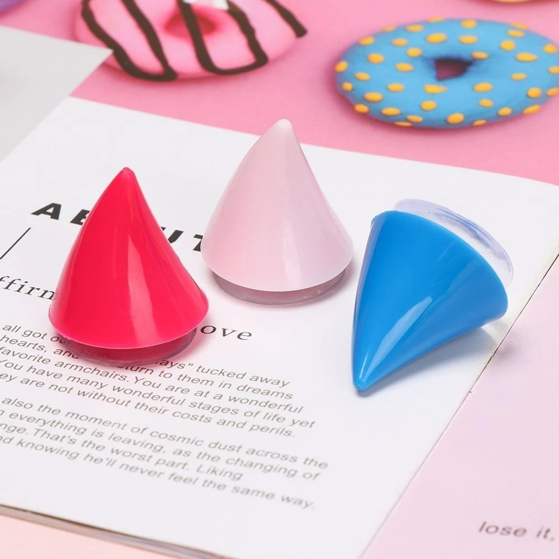 1 Miếng Dán Trang Trí Nón Bảo Hiểm Hình Sừng Quỷ Bằng Silicone Nhiều Màu