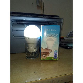 Bóng đèn búp led tích điện