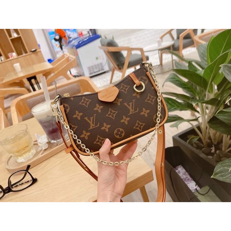 Túi kẹp nách lv hót hít dây bảng 19cm kèm hộp