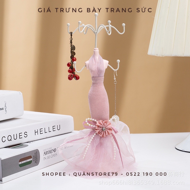 Giá trưng trang sức trang trí shop