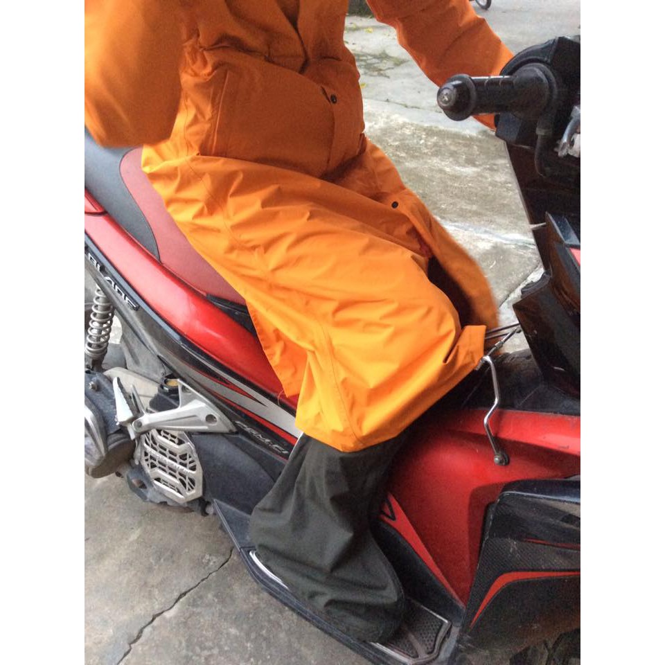 Túi bảo vệ giầy dép  đi xe máy khi trời mưa
