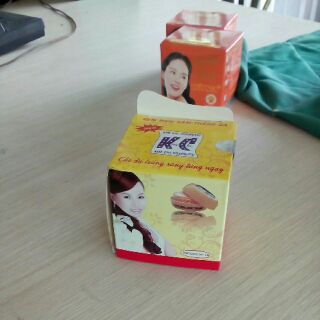 2 hộp Kem mụn nám trắng da kim chi