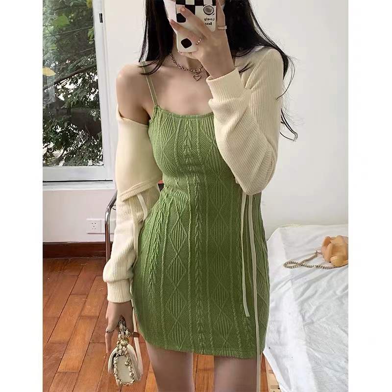 Đầm chữ A hai dây cổ thuyền họa tiết hình học gợi cảm thời trang hè cho nữ