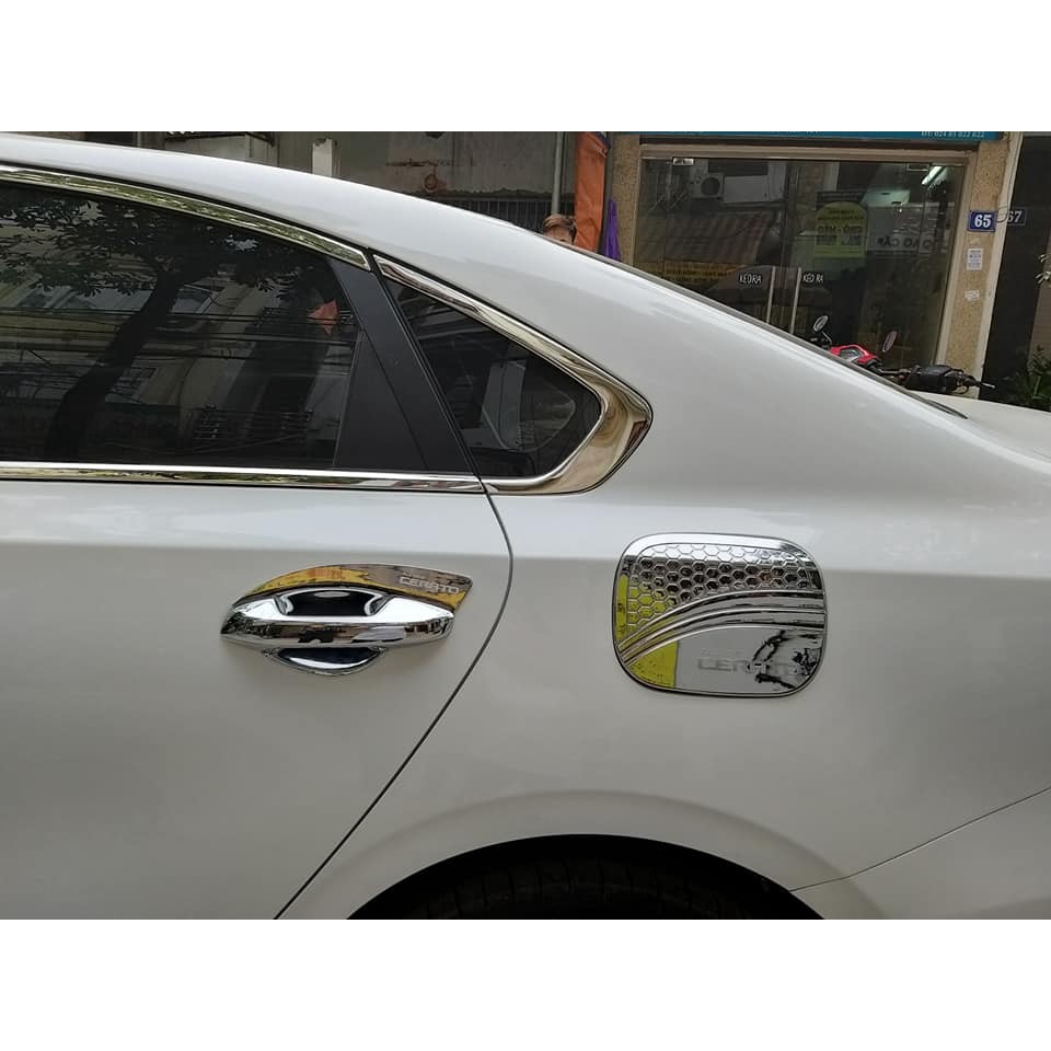 Nẹp viền inox quanh kính Cerato 2019-2020