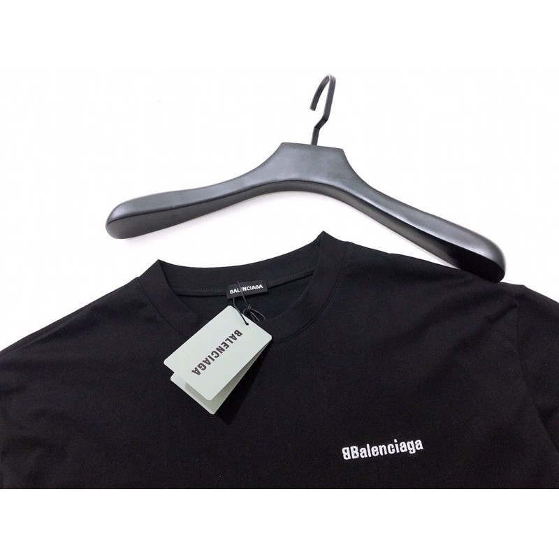 Áo phông tee Balenciaga oversize form rộng tay lỡ unisex