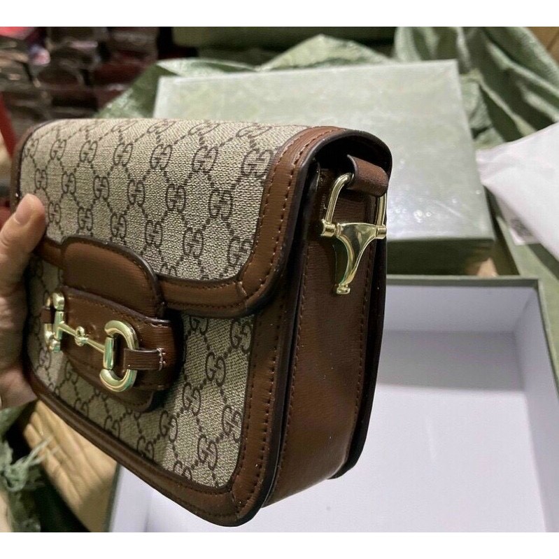 Gucci Hồ Hà