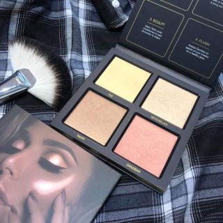 Bảng phấn highlight Huda Beauty 3D