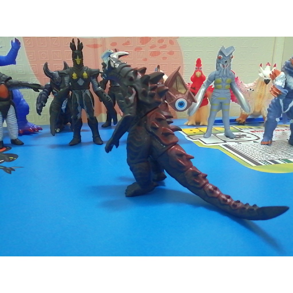 Mô hình Quái vật Hellberus 13cm Kaiju Ultraman Series Siêu nhân điện quang [Đồ Chơi 24/7]