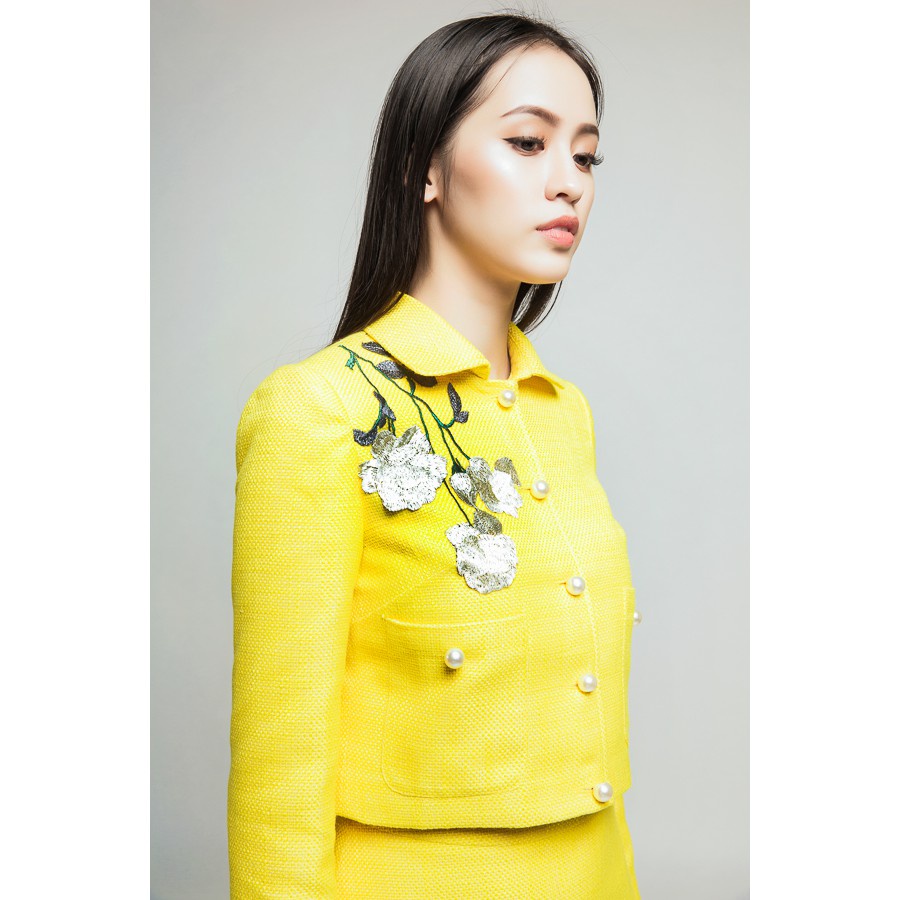 [NHẬP WABRTL5 GIẢM 10% TỐI ĐA 50K ĐH 250K ]Áo khoác nữ cổ đức dáng ngắn IVY moda MS 67M2751