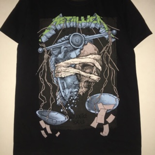 Áo Metallica còn size M