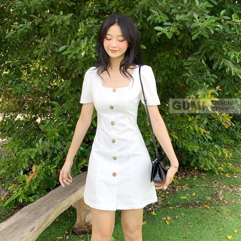 Đầm nữ dự tiệc dáng chữ A tay phồng cổ vuông 6 nút gỗ Gumi trẻ trung sang trọng - GM2067 | BigBuy360 - bigbuy360.vn