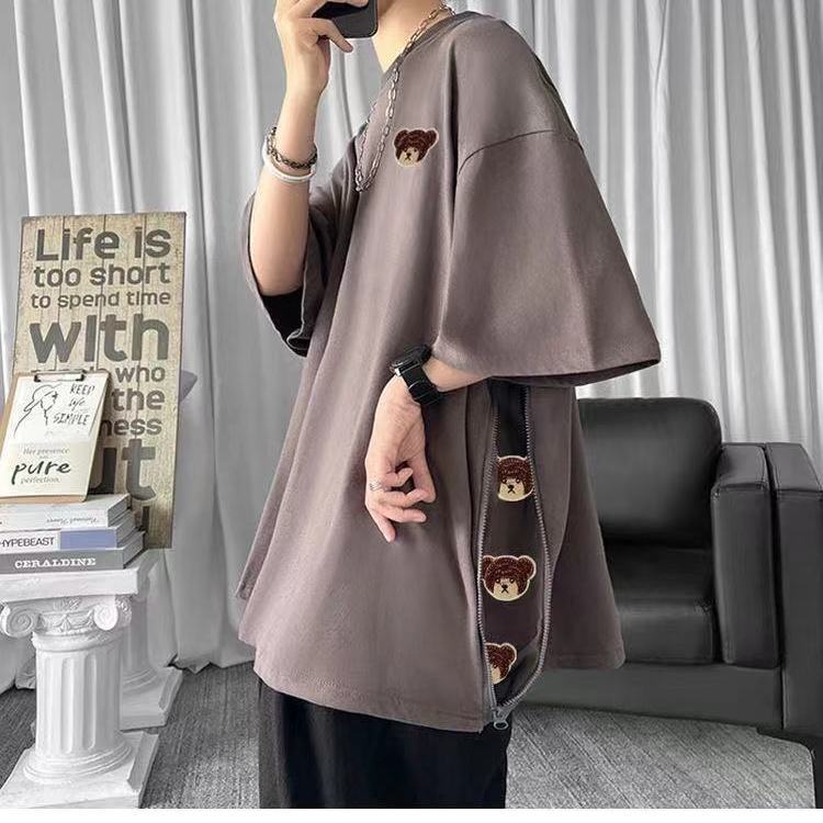 Áo Thun Tay Ngắn Dáng Rộng Có Khóa Kéo Thêu Hình Gấu Dễ Phối Đồ Thời Trang Mùa Hè Cho Nam