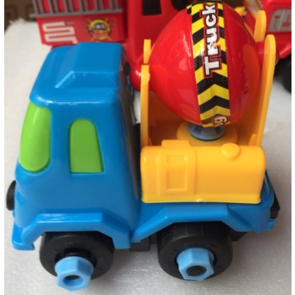 Ô tô lắp ghép kèm tua vít bộ 6 xe cho bé khám phá sáng tạo