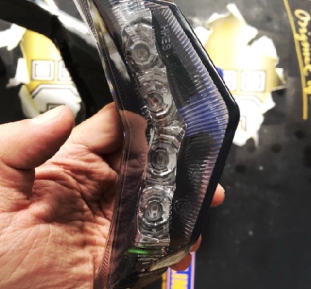 Cảng sau có led Exciter 135 2011-2014