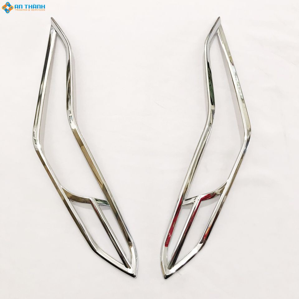 Phụ kiện ốp xi nhan trước xe Honda Vario 125 - 150