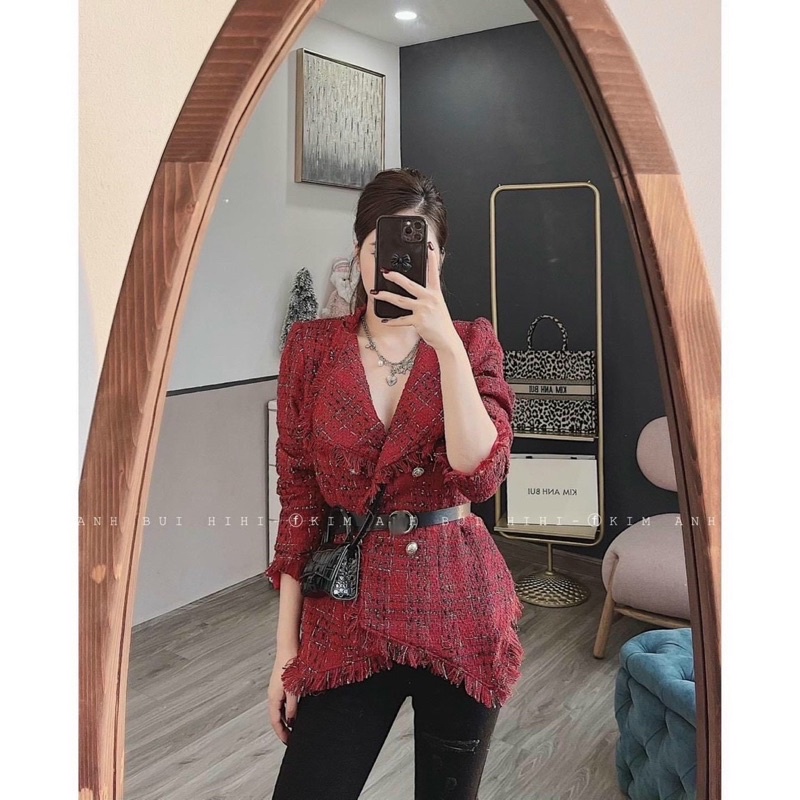 Áo vest dạ đỏ kèm đai