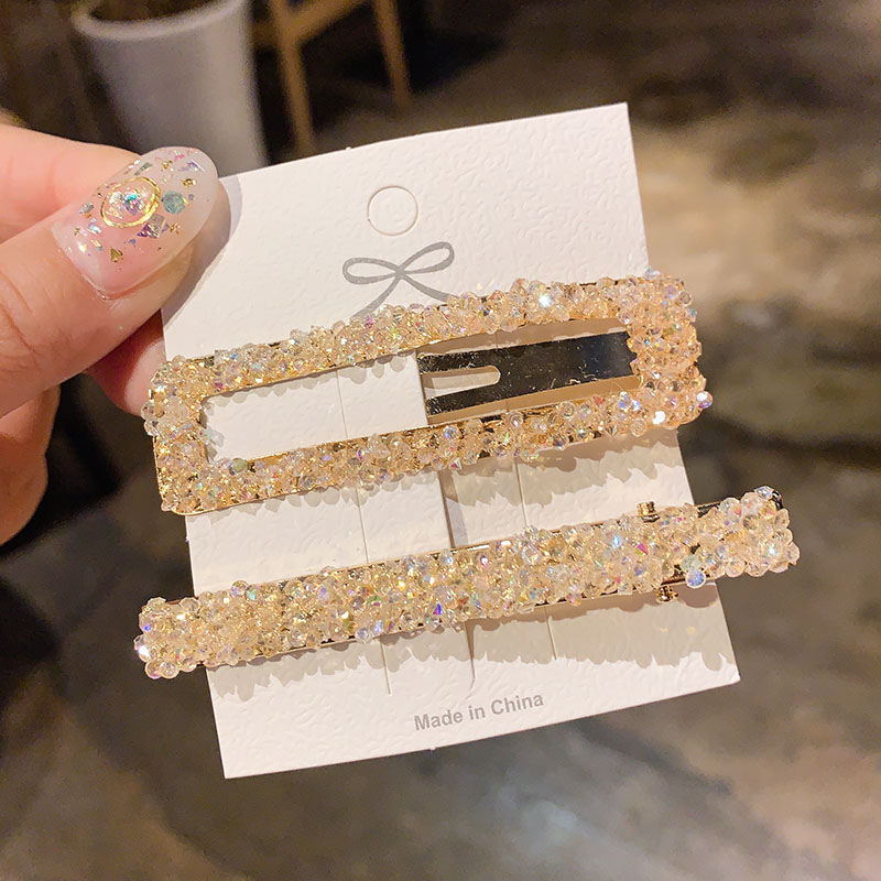 Kẹp tóc đính kim cương giả lấp lánh thanh lịch