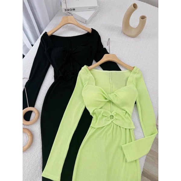 ĐẦM TD KHOÉT NGỰC KHOEN TRÒN 2M