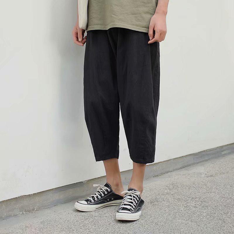 bé trai quần tây ống đứng suông rộng kết hợp tất legging phong cách Hàn Quốc
