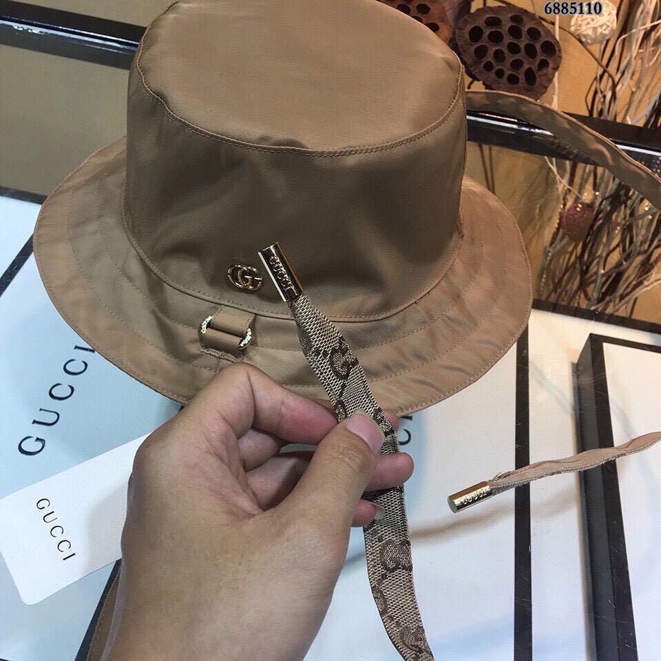Nón Bucket Gucci Hai Mặt Chống Gió Có Thể Gập Gọn Phối Dây Đeo Thời Trang Cho Nam Và Nữ