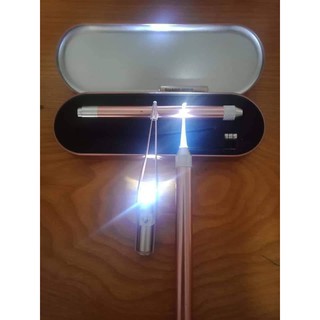 Dụng cụ lấy ráy tai có đèn