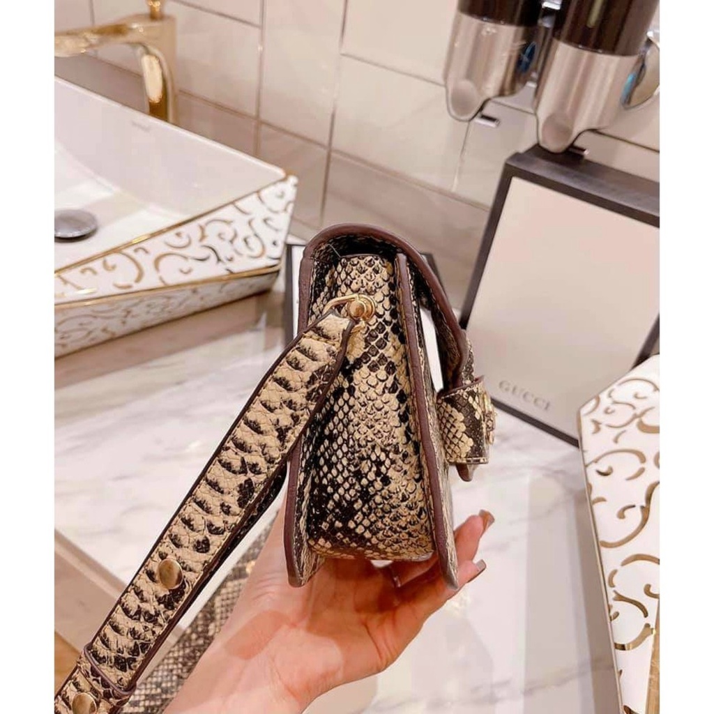 Túi đeo chéo nữ khóa gập siêu đẹp mẫu mới TXCKGAP02