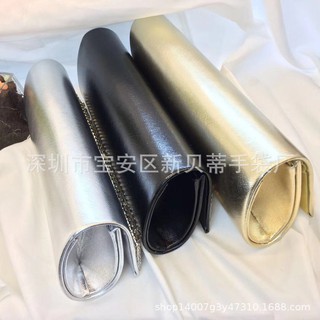 Clutch nạm đá siêu sang