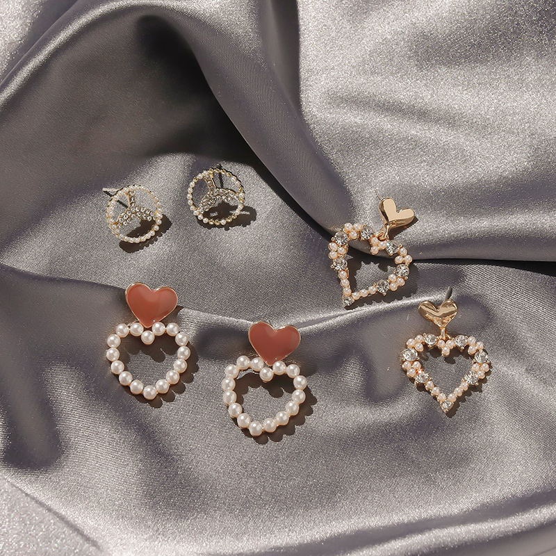 Khuyên Tai Nữ Hình Trái Tim Thời Trang Hàn Quốc Xinh Xắn