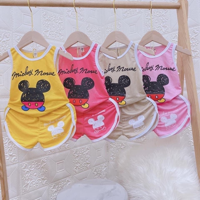 BỘ BA LỖ MICKY BÉ GÁI