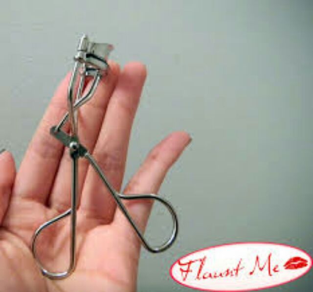Bấm mi ELF eyelash curler